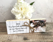 Load image into Gallery viewer, 1087 - Pet Memorial Shelf Sitter
